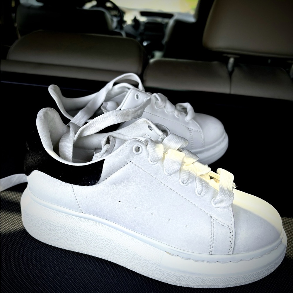Women's White and Black Sneakers